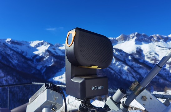 Un télescope intelligent est aussi utilsé pendant les soirées Astro 2000